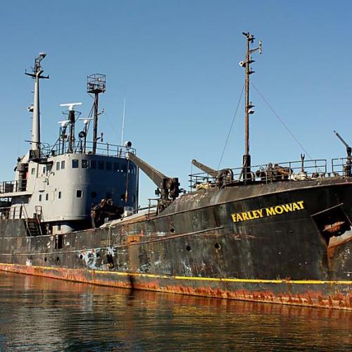 RV Farley Mowat ship recycling